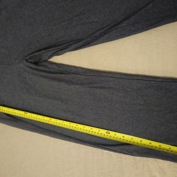 Daub Design Women's Gray Cropped Pants - Picture 5 of 7